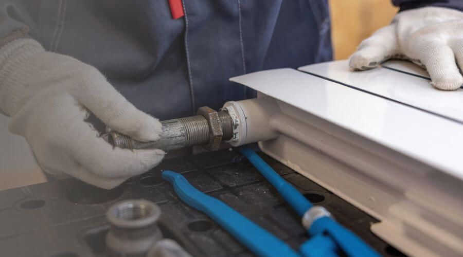 Gas Line Leak Repair in Oglesby, TX
